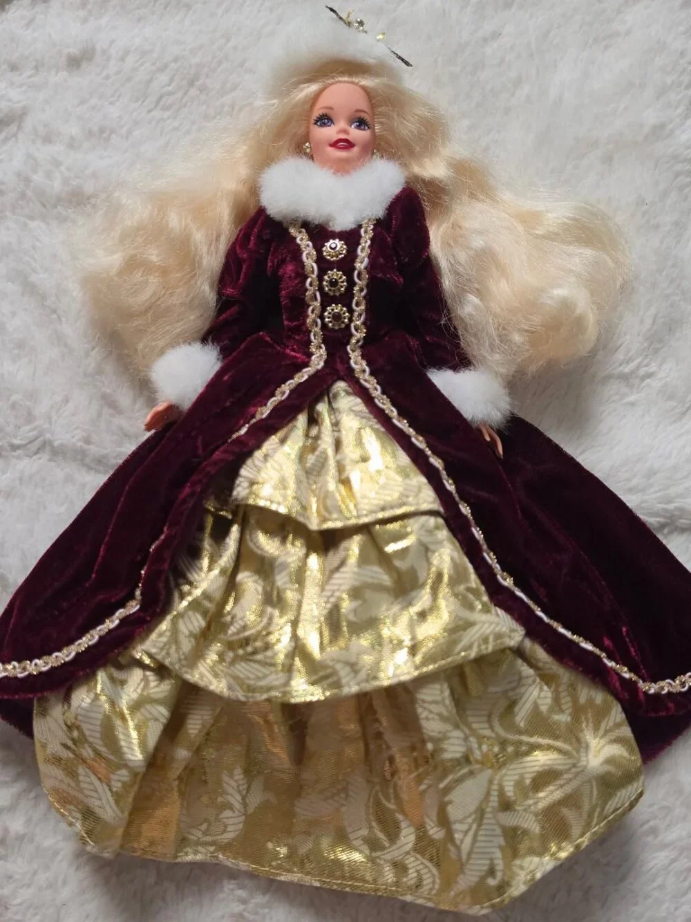 Vintage 1996 Happy Holidays Barbie Doll Special Edition Mattel Loose Out of Box